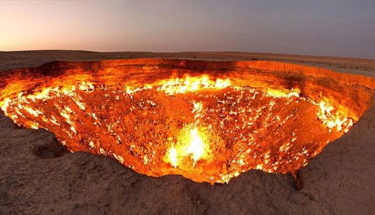 darvaza-gas-crater-turkmenistan