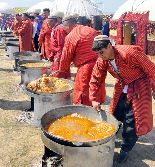 entertainment-in-turkmenistan-turkmen-cuisine