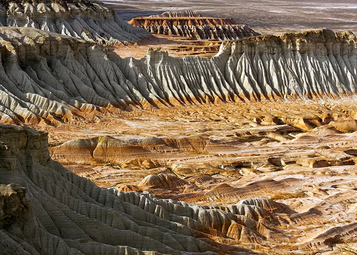 yangy-kala-canyon-in-balkan-velayat